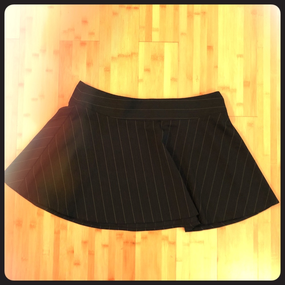 Full flare Bissou Bissou pin-striped skirt